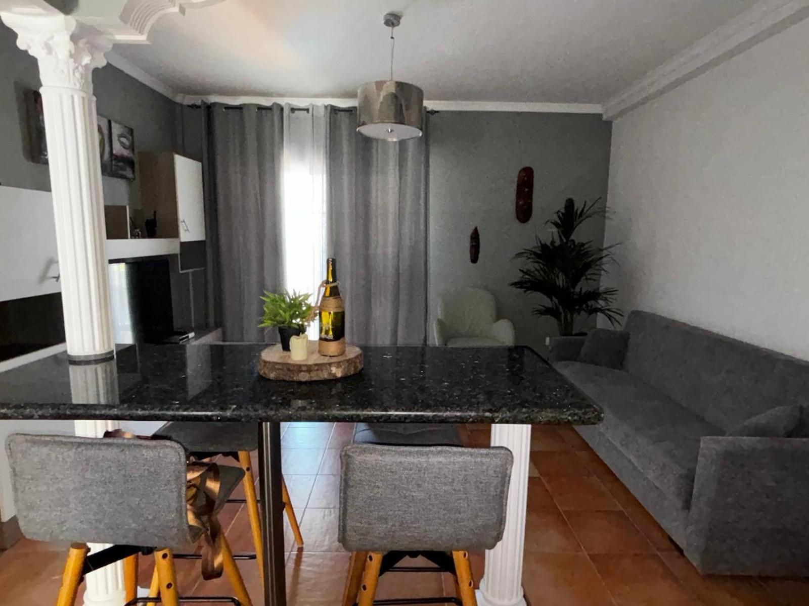 Apartamento Hans San Antonio  Екстериор снимка